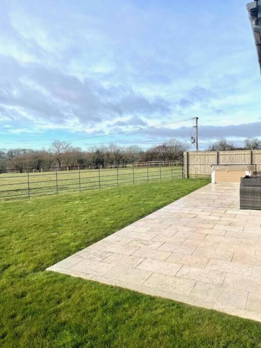 Rollestone New Forest ซอลส์บรี ภายนอก รูปภาพ