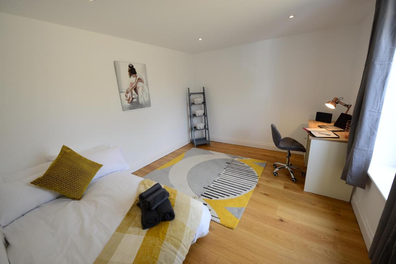 Rollestone New Forest ซอลส์บรี ภายนอก รูปภาพ